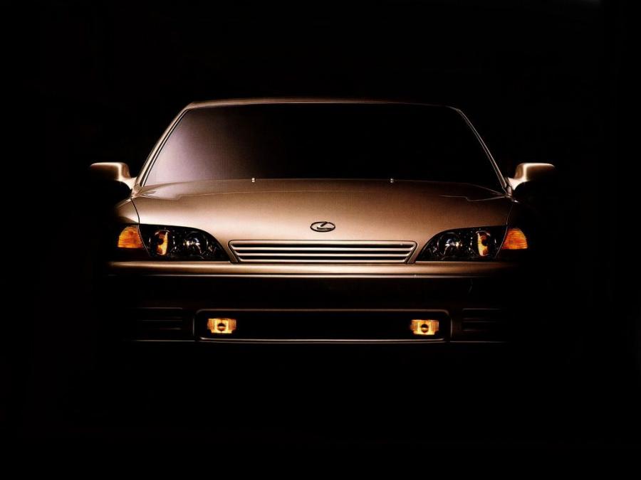  Lexus ES300 (XV10) 1995 года  (фото 4 из 8)